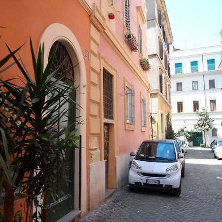 Vaticano Ohana Suite Trastevere Рим Екстер'єр фото